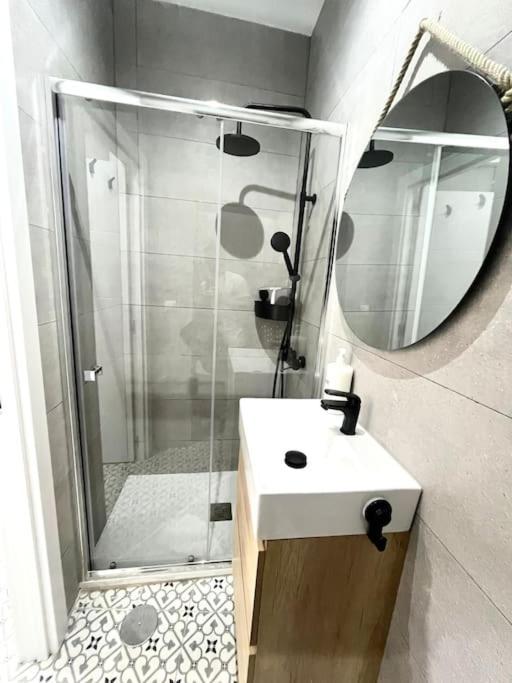 Apartamento Centro Мадрид Екстериор снимка